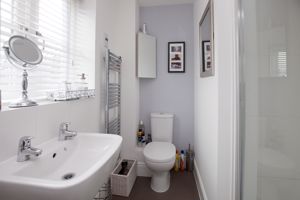 En-Suite- click for photo gallery